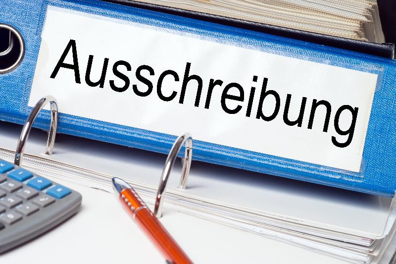 Ausschreibungen Ein Ordner mit der Aufschrift Ausschreibungen